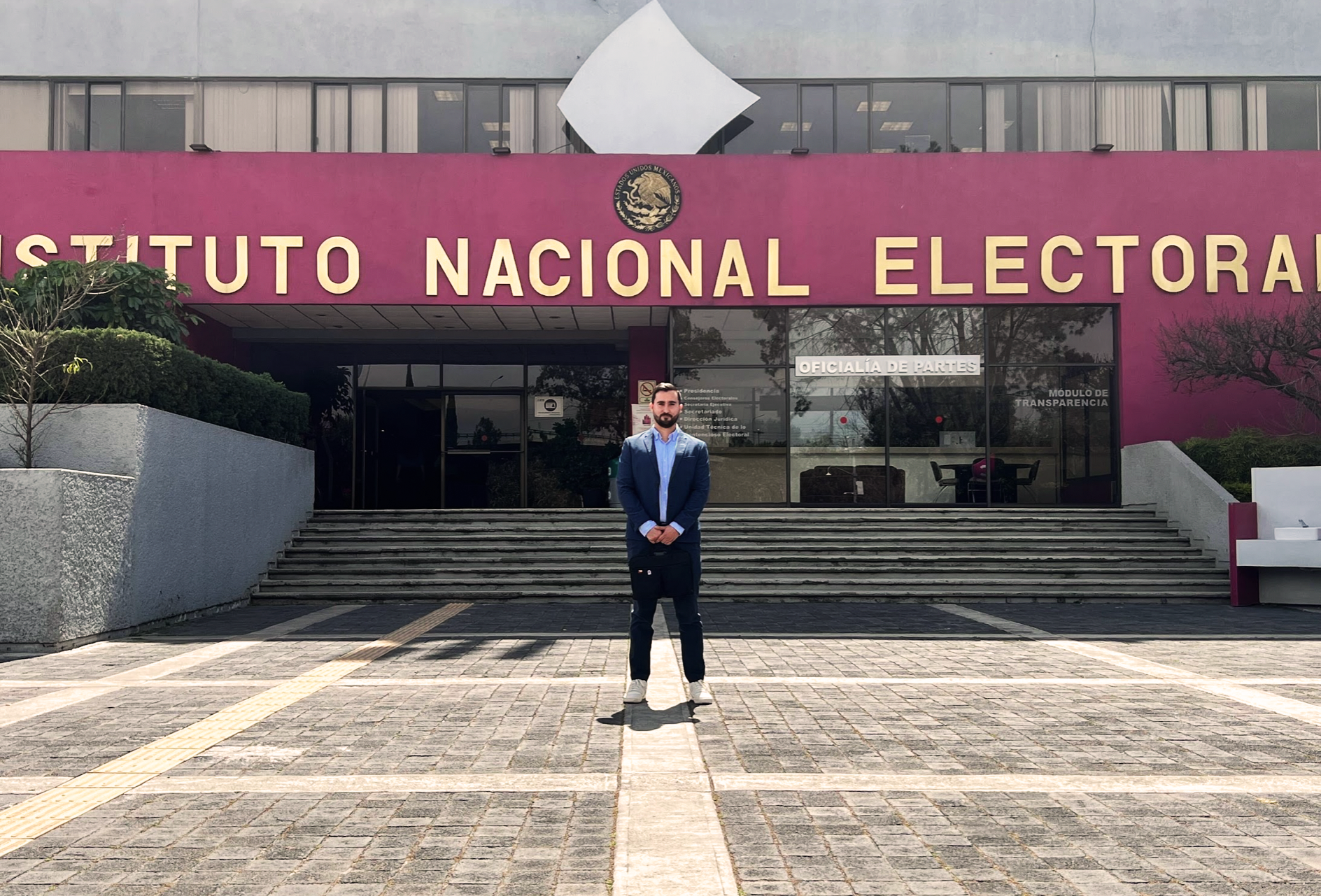 Enrique Rojas, Key Account Manager of EVoting in Mexico, in front of the National Electoral Institute (INE) in Mexico